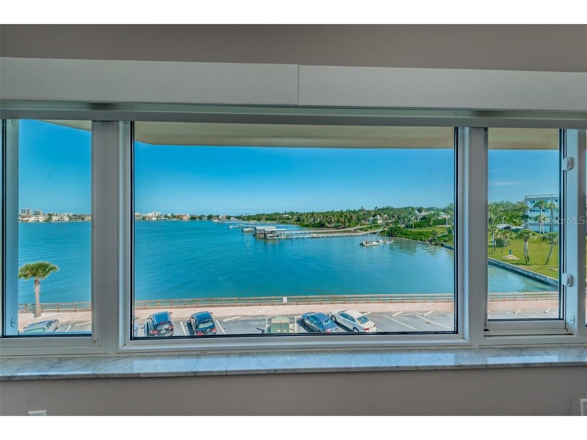 100 Bluff View Drive #306C Belleair Bluffs FL 33770 - CLEARWATER BAY TB8404581 image17