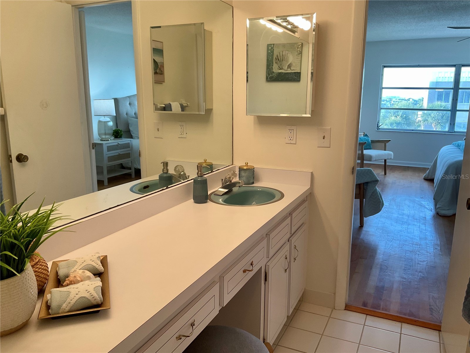 100 Bluff View Drive #308A Belleair Bluffs FL 33770 TB8496968 image18