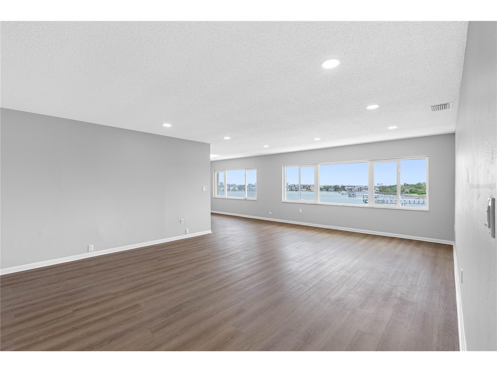 100 Bluff View Drive #404C Belleair Bluffs FL 33770 - CLEARWATER BAY TB8495261 image16