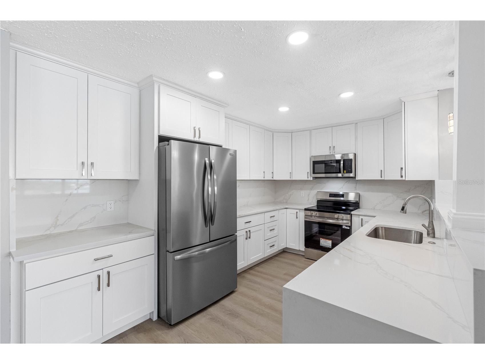 100 Bluff View Drive #404C Belleair Bluffs FL 33770 - CLEARWATER BAY TB8495261 image4