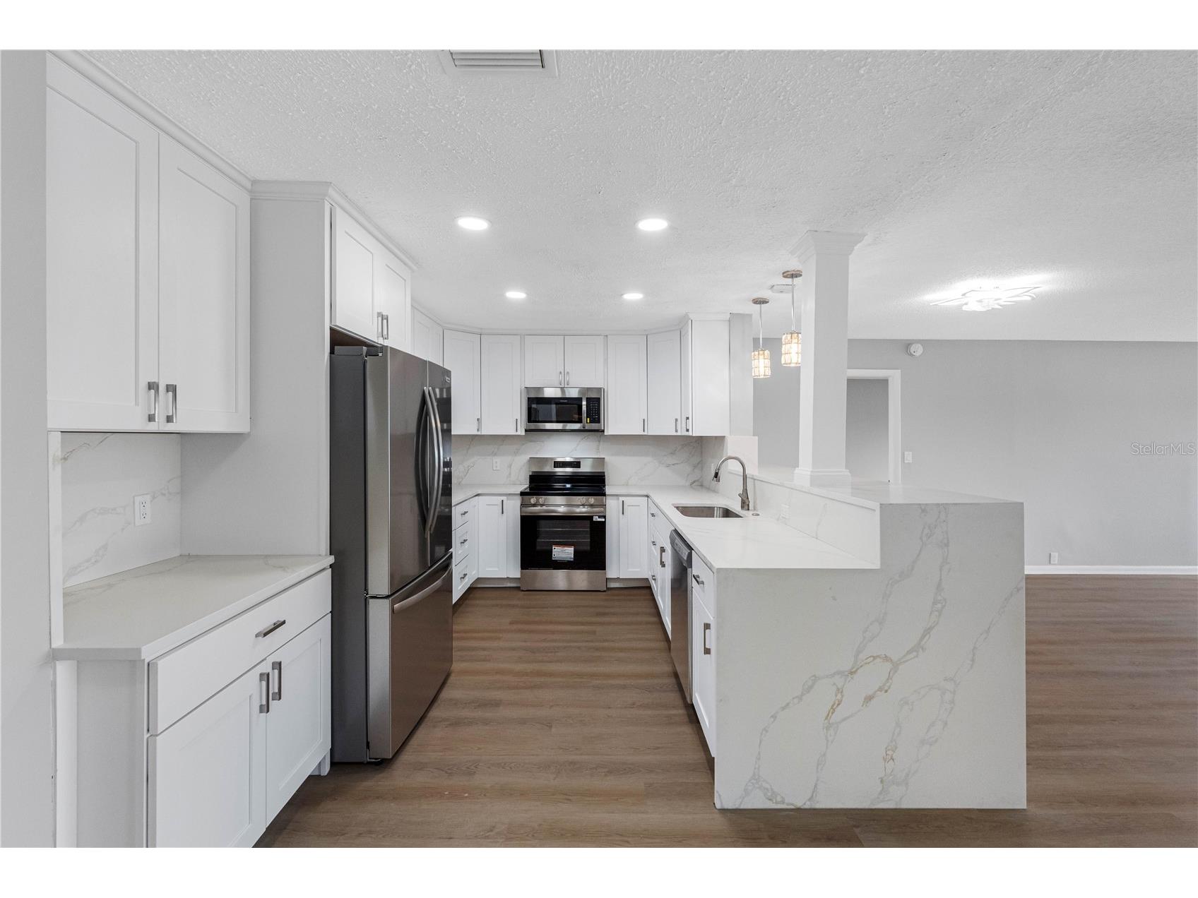 100 Bluff View Drive #404C Belleair Bluffs FL 33770 - CLEARWATER BAY TB8495261 image6
