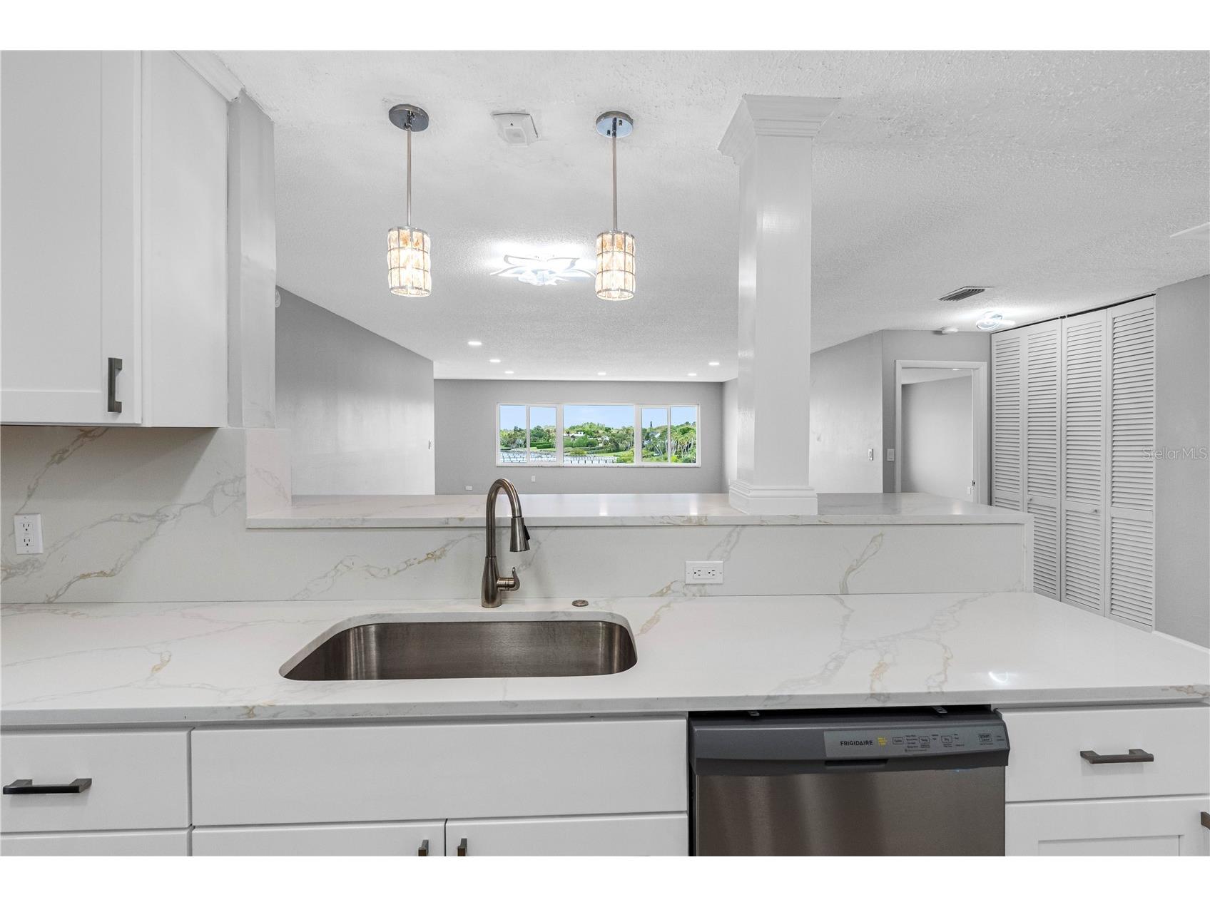 100 Bluff View Drive #404C Belleair Bluffs FL 33770 - CLEARWATER BAY TB8495261 image8