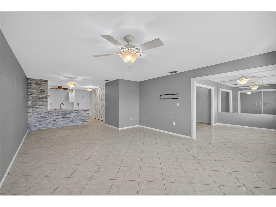 100 Bluff View Drive #409C Belleair Bluffs FL 33770 TB8425789 image28