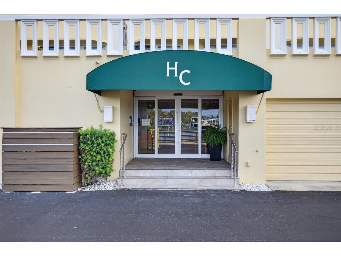 100 Bluff View Drive #409C Belleair Bluffs FL 33770 TB8425789 image3