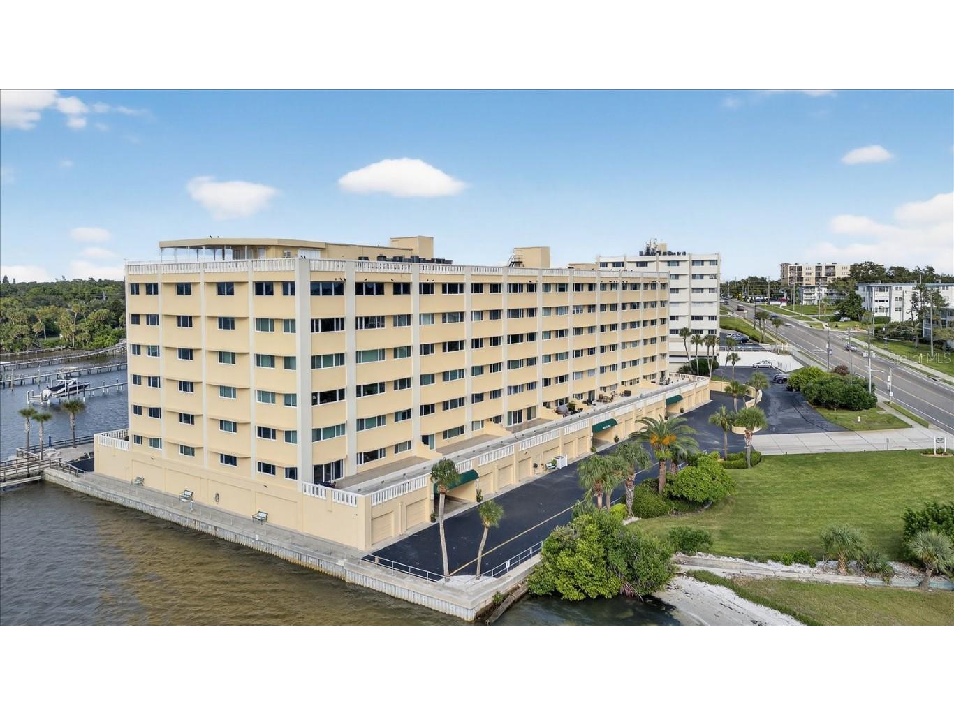 100 Bluff View Drive #409C Belleair Bluffs FL 33770 TB8425789 image40