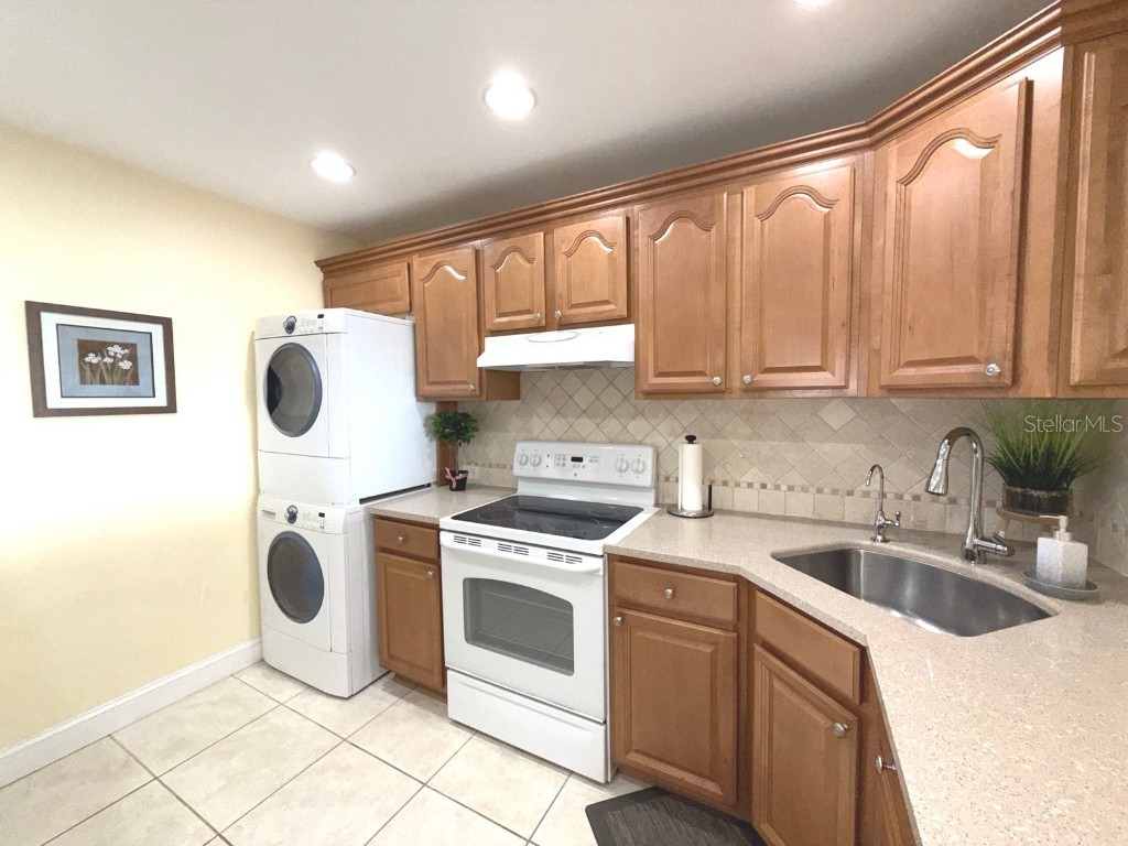 100 Bluff View Drive #411A Belleair Bluffs FL 33770 - INTRACOASTAL WATERWAY TB8432749 image13