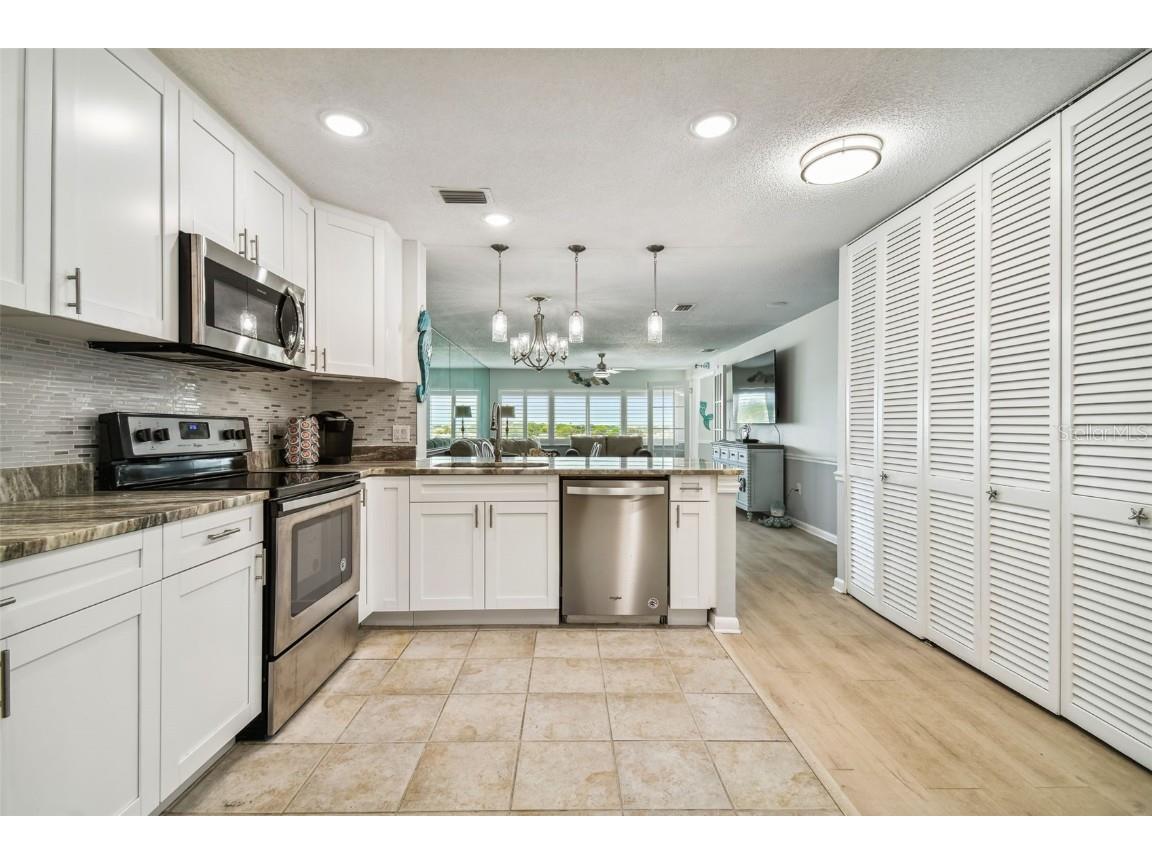 100 Bluff View Drive #411C Belleair Bluffs FL 33770 - INTRACOASTAL WATERWAYS TB8430723 image9