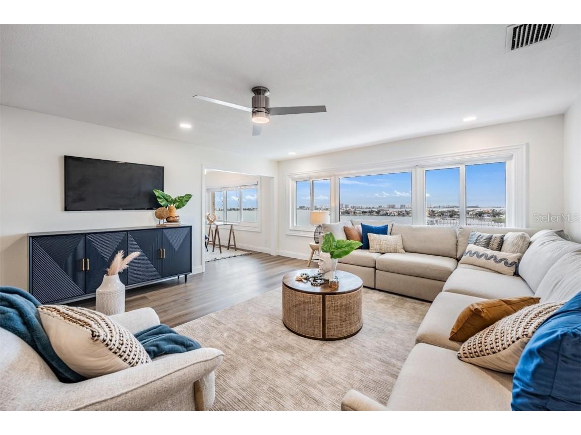 100 Bluff View Drive #504A Belleair Bluffs FL 33770 T3496896 image1