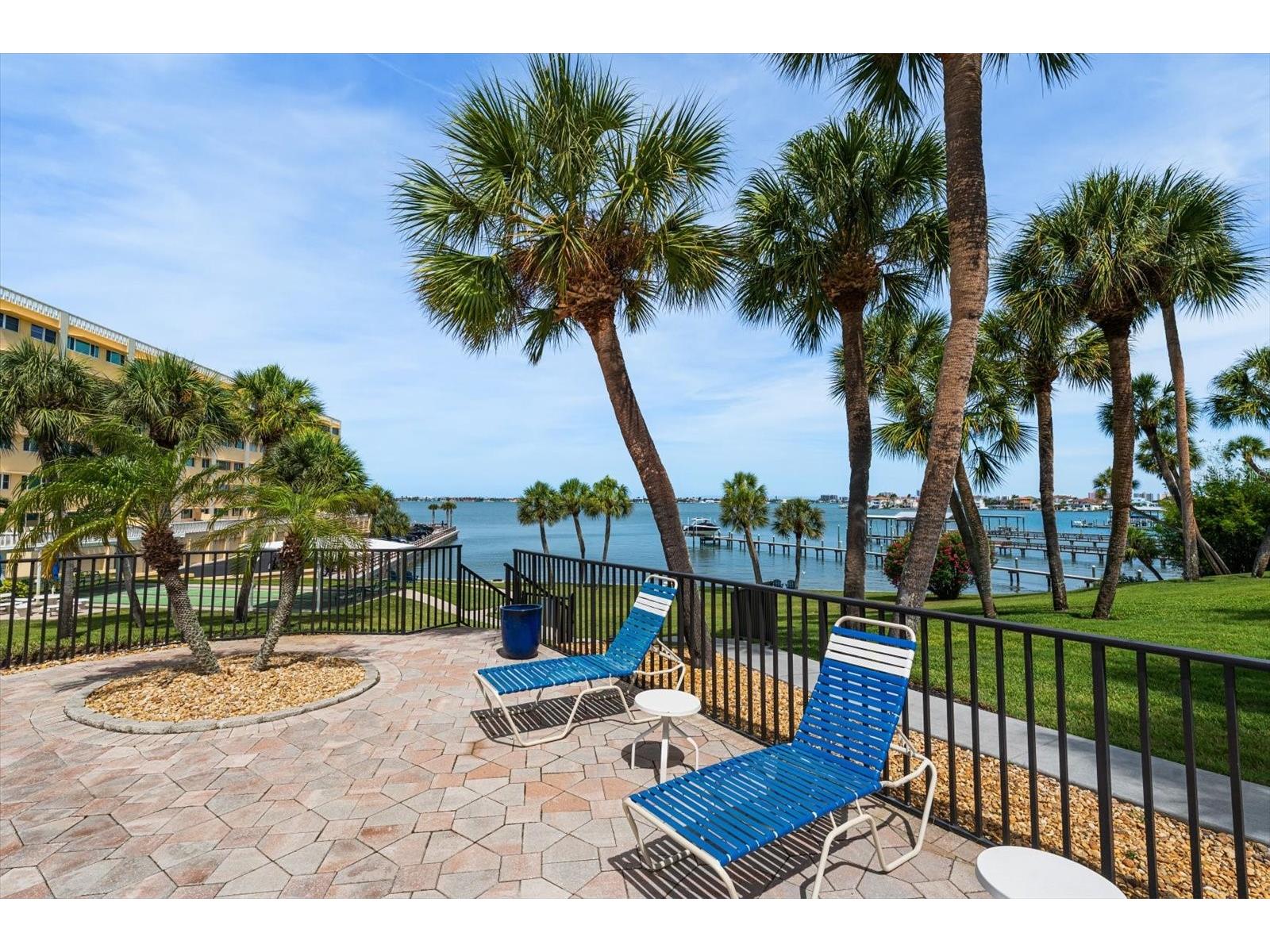 100 Bluff View Drive #506C Belleair Bluffs FL 33770 TB8510737 image32
