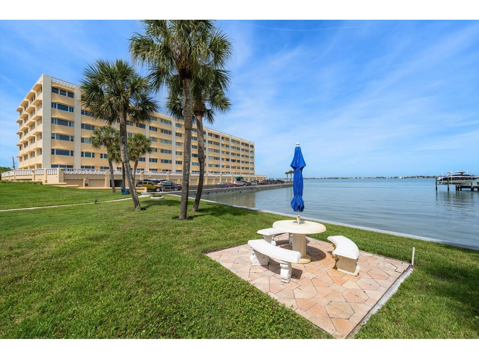 100 Bluff View Drive #506C Belleair Bluffs FL 33770 TB8510737 image34