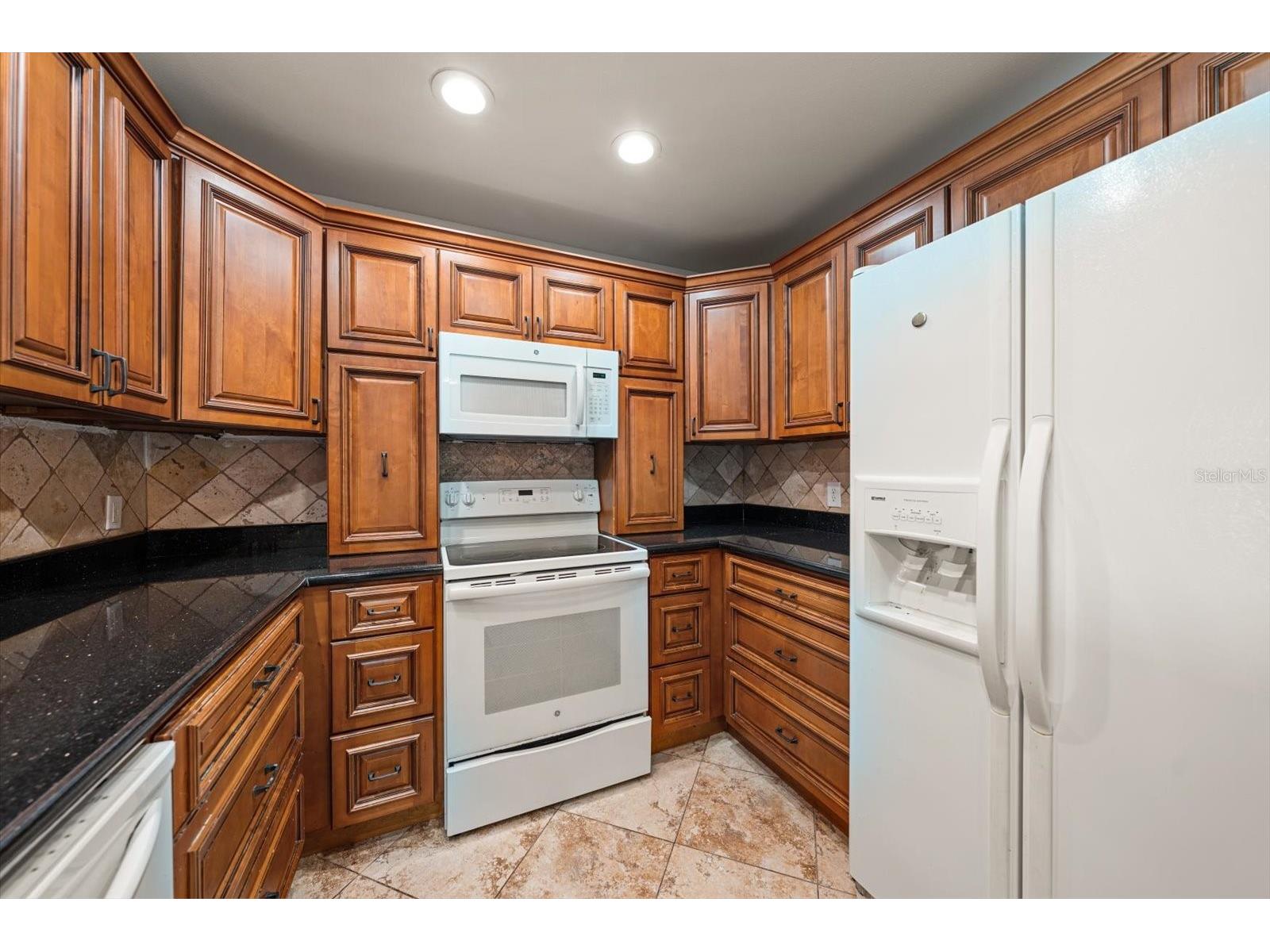 100 Bluff View Drive #506C Belleair Bluffs FL 33770 TB8510737 image7