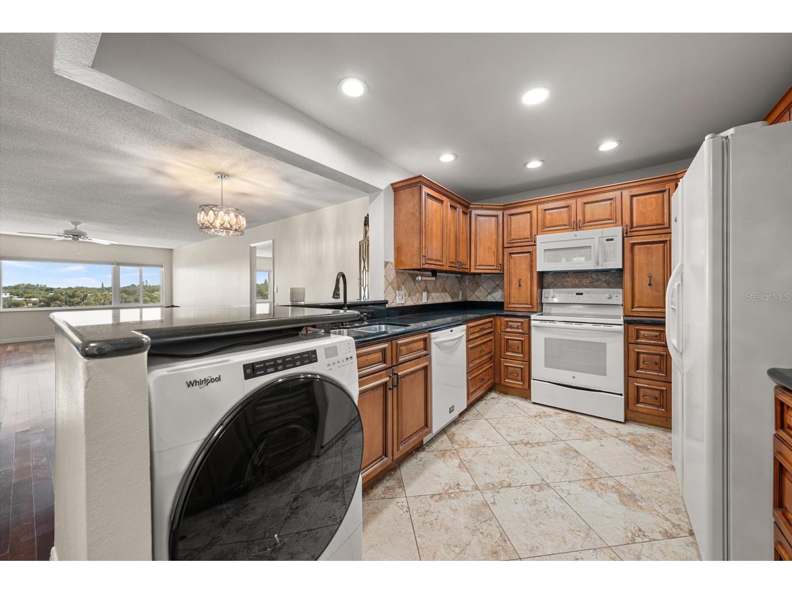 100 Bluff View Drive #506C Belleair Bluffs FL 33770 TB8510737 image8