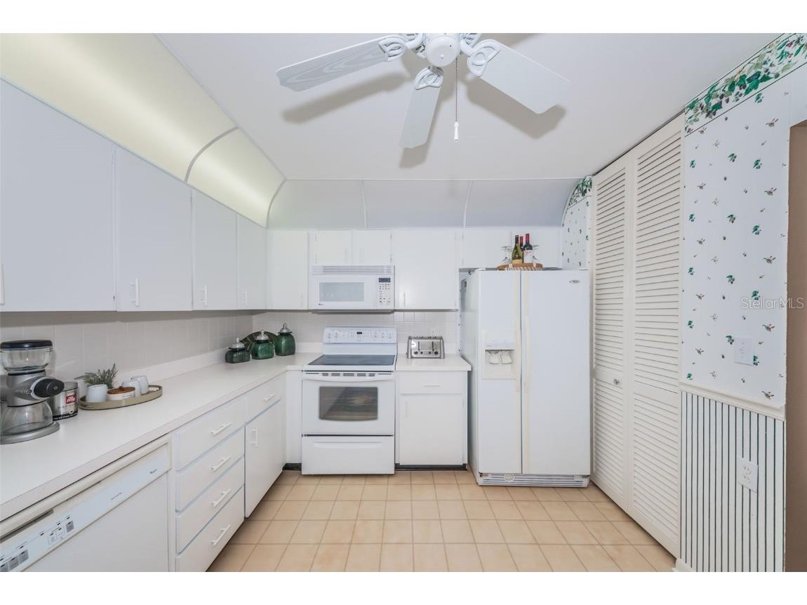 100 Bluff View Drive #514C Belleair Bluffs FL 33770 - CLEARWATER BAY + INTRACOASTAL TB8389437 image23