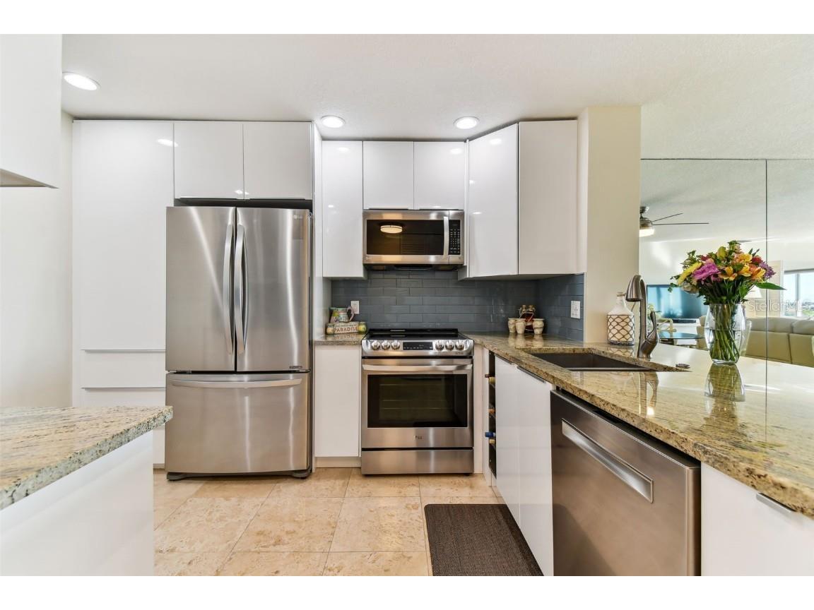 100 Bluff View Drive #607A Belleair Bluffs FL 33770 - CLEARWATER HARBOR TB8423569 image15