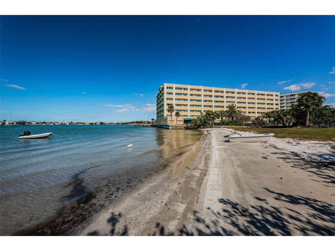 100 Bluff View Drive #608C Belleair Bluffs FL 33770 - CLEARWATER BAY TB8413949 image73
