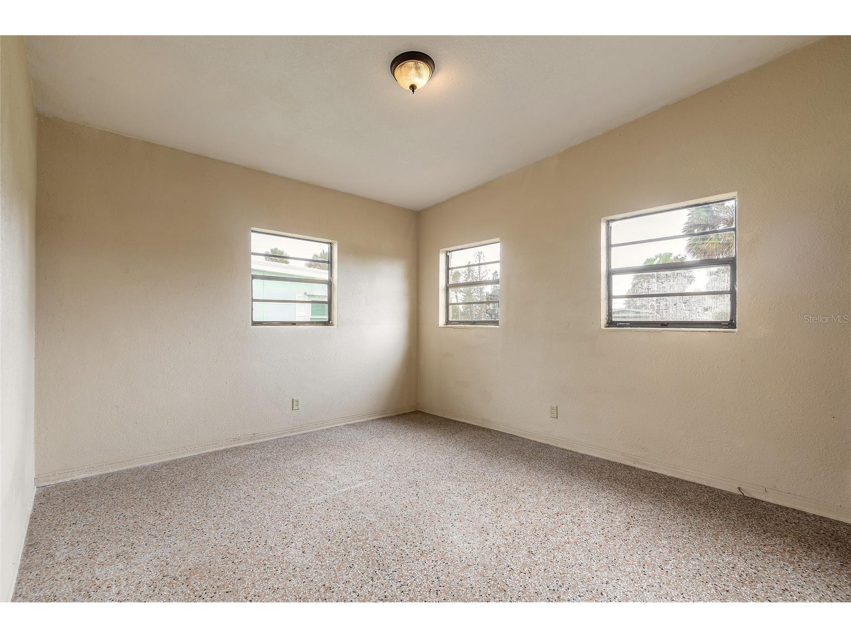 100 Carolyn Terrace Daytona Beach FL 32118 V4949298 image16