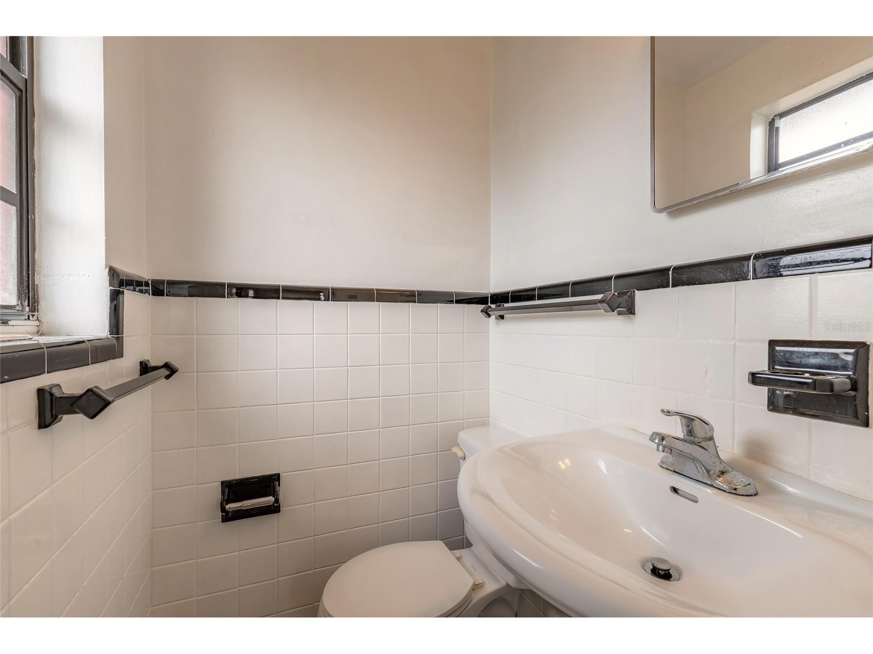 100 Carolyn Terrace Daytona Beach FL 32118 V4949298 image17