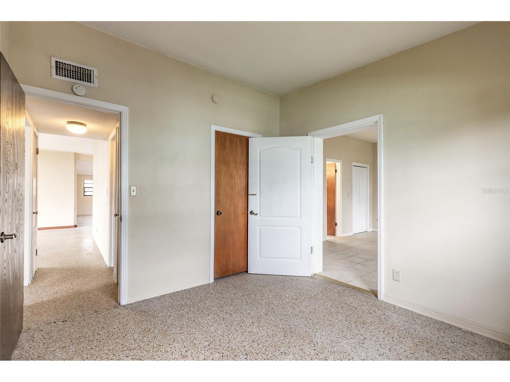 100 Carolyn Terrace Daytona Beach FL 32118 V4949298 image19