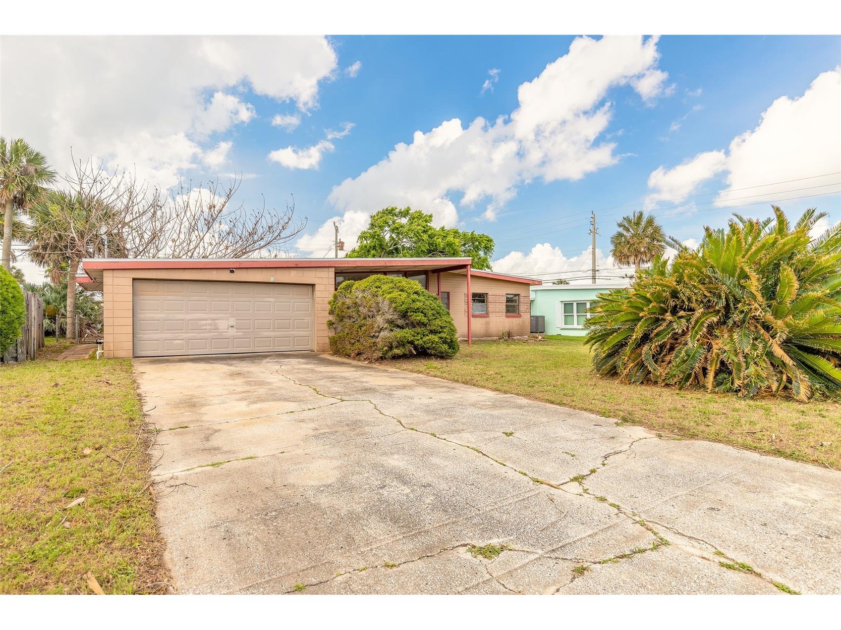 100 Carolyn Terrace Daytona Beach FL 32118 V4949298 image2