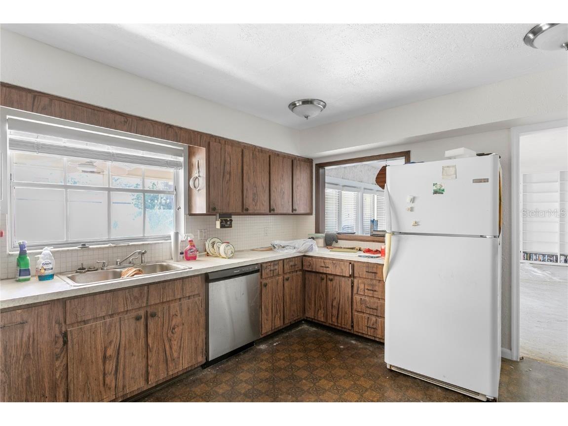 100 Catalan Boulevard NE Saint Petersburg FL 33704 TB8450290 image7