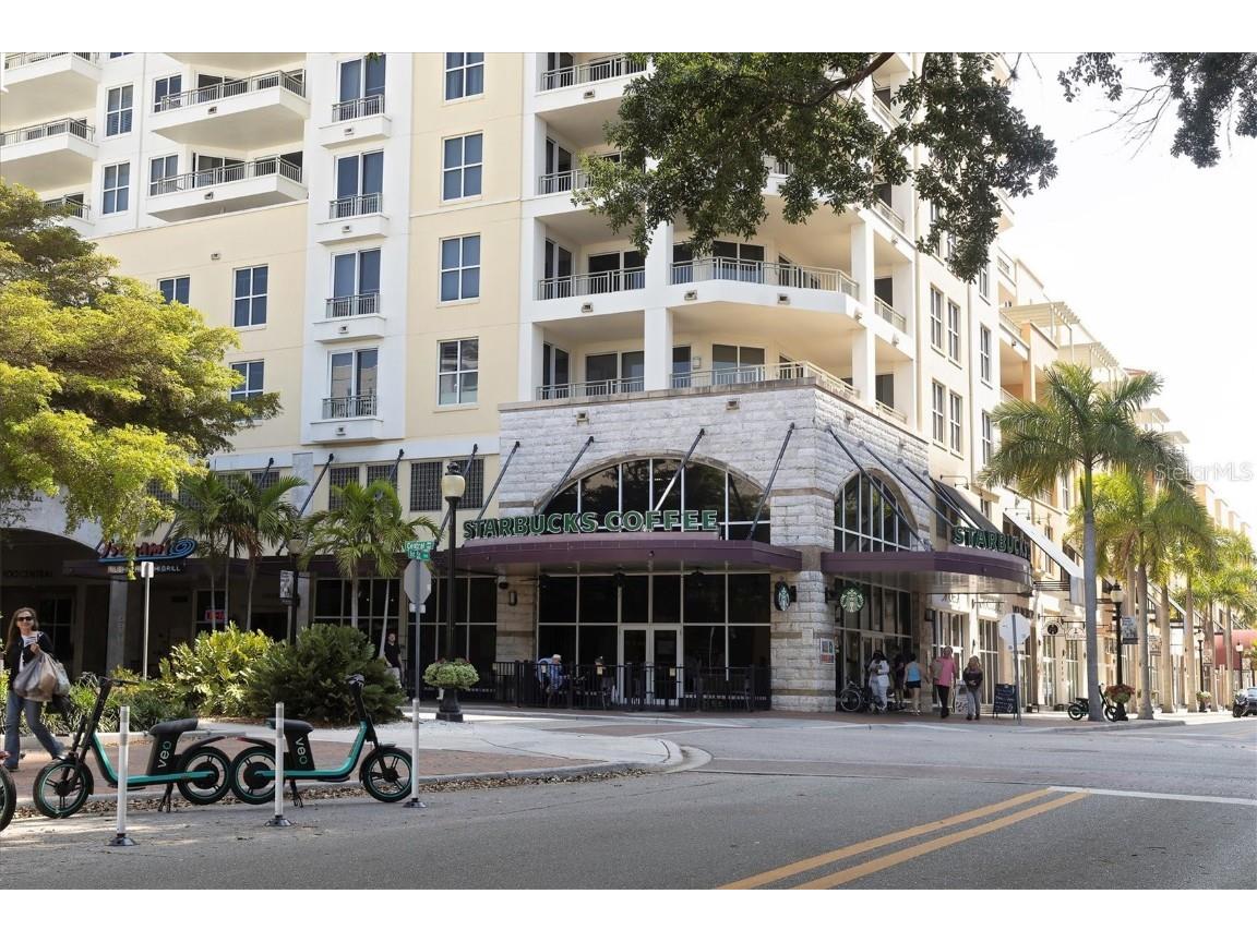 100 Central Avenue #B405 Sarasota FL 34236 A4568885 image1