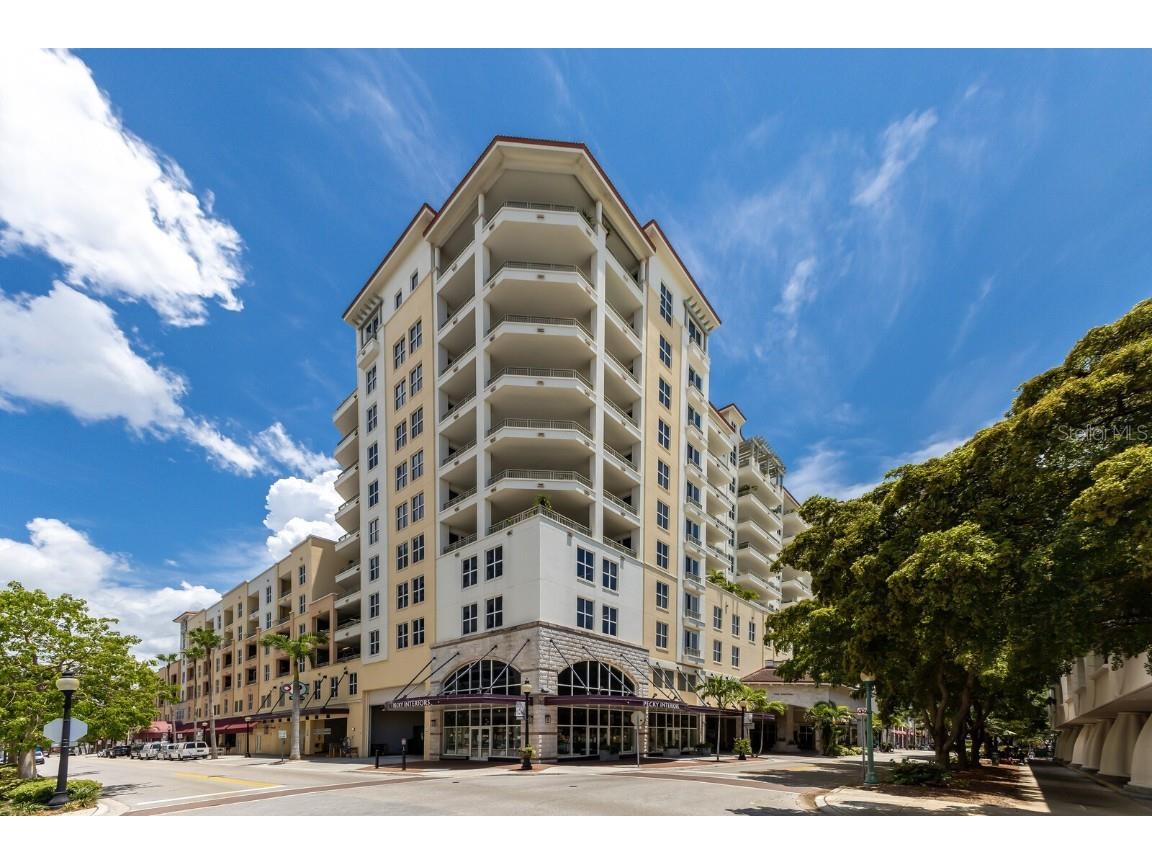 100 Central Avenue #D507 Sarasota FL 34236 A4612791 image1