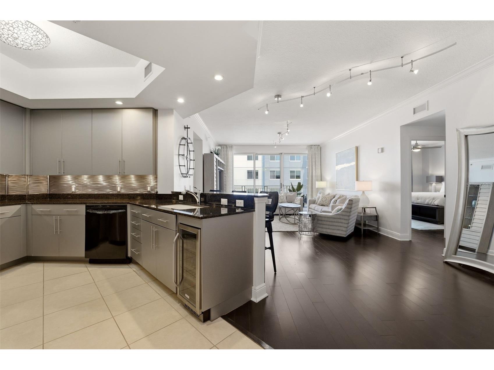 100 Central Avenue #H716 Sarasota FL 34236 A4694485 image14