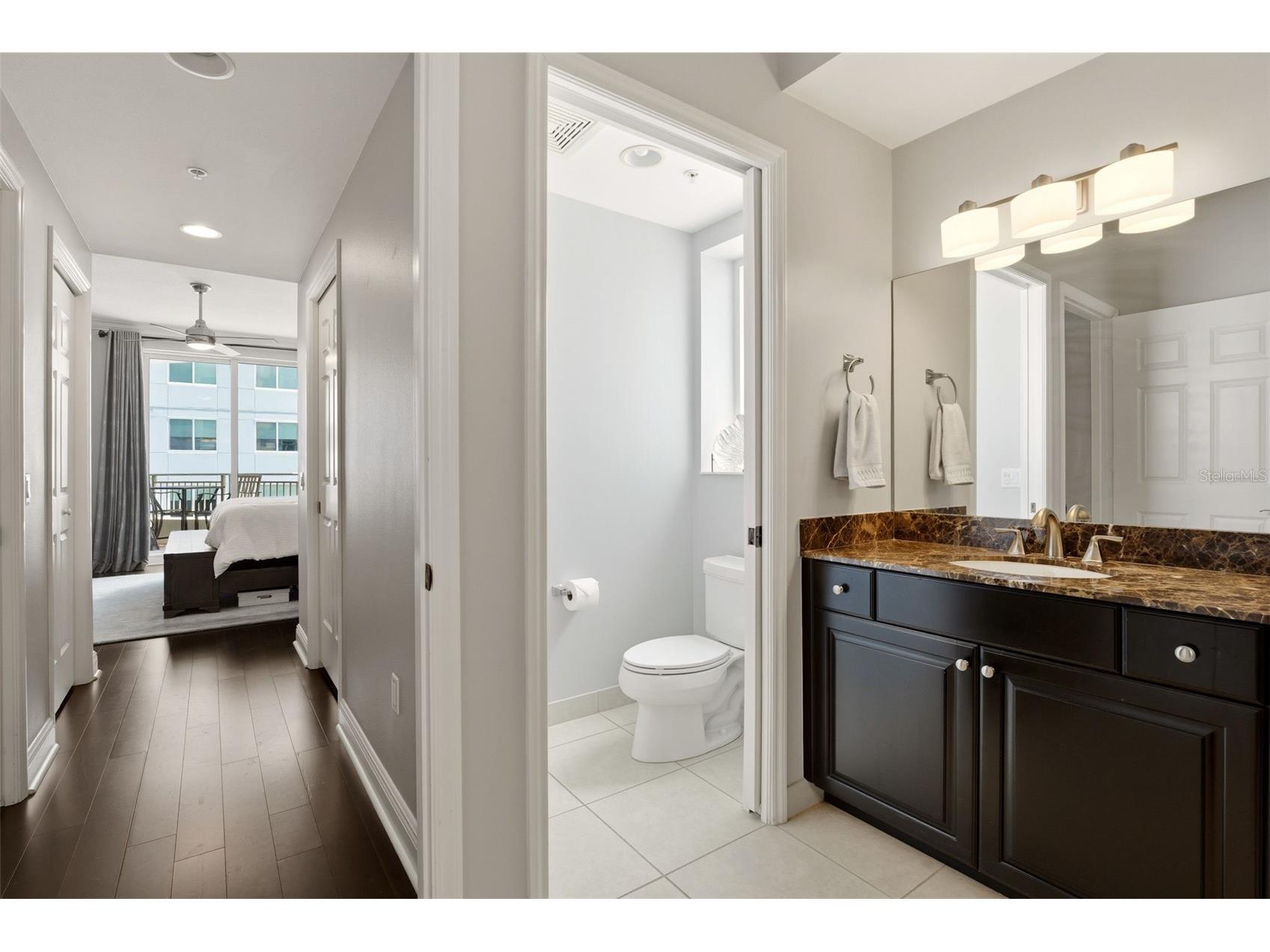 100 Central Avenue #H716 Sarasota FL 34236 A4694485 image23