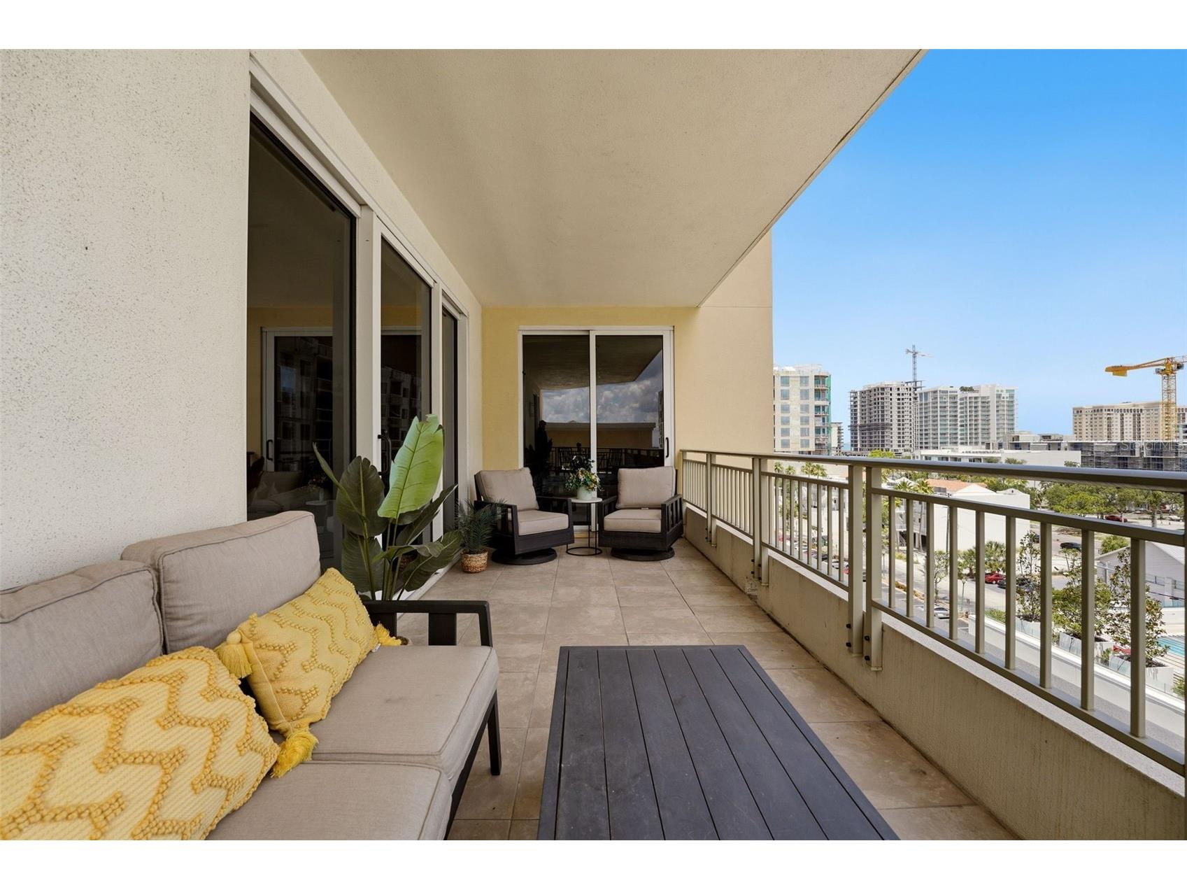 100 Central Avenue #H716 Sarasota FL 34236 A4694485 image32