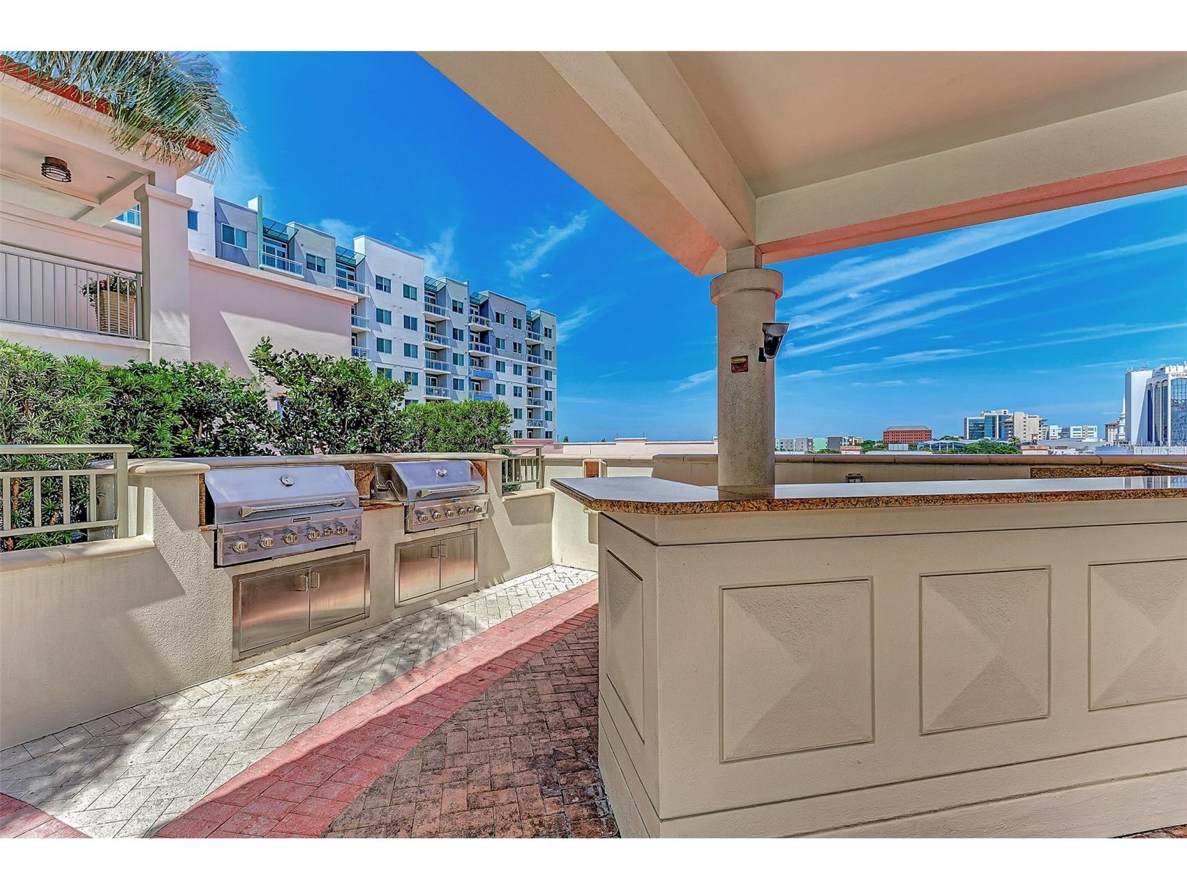 100 Central Avenue #H716 Sarasota FL 34236 A4694485 image33