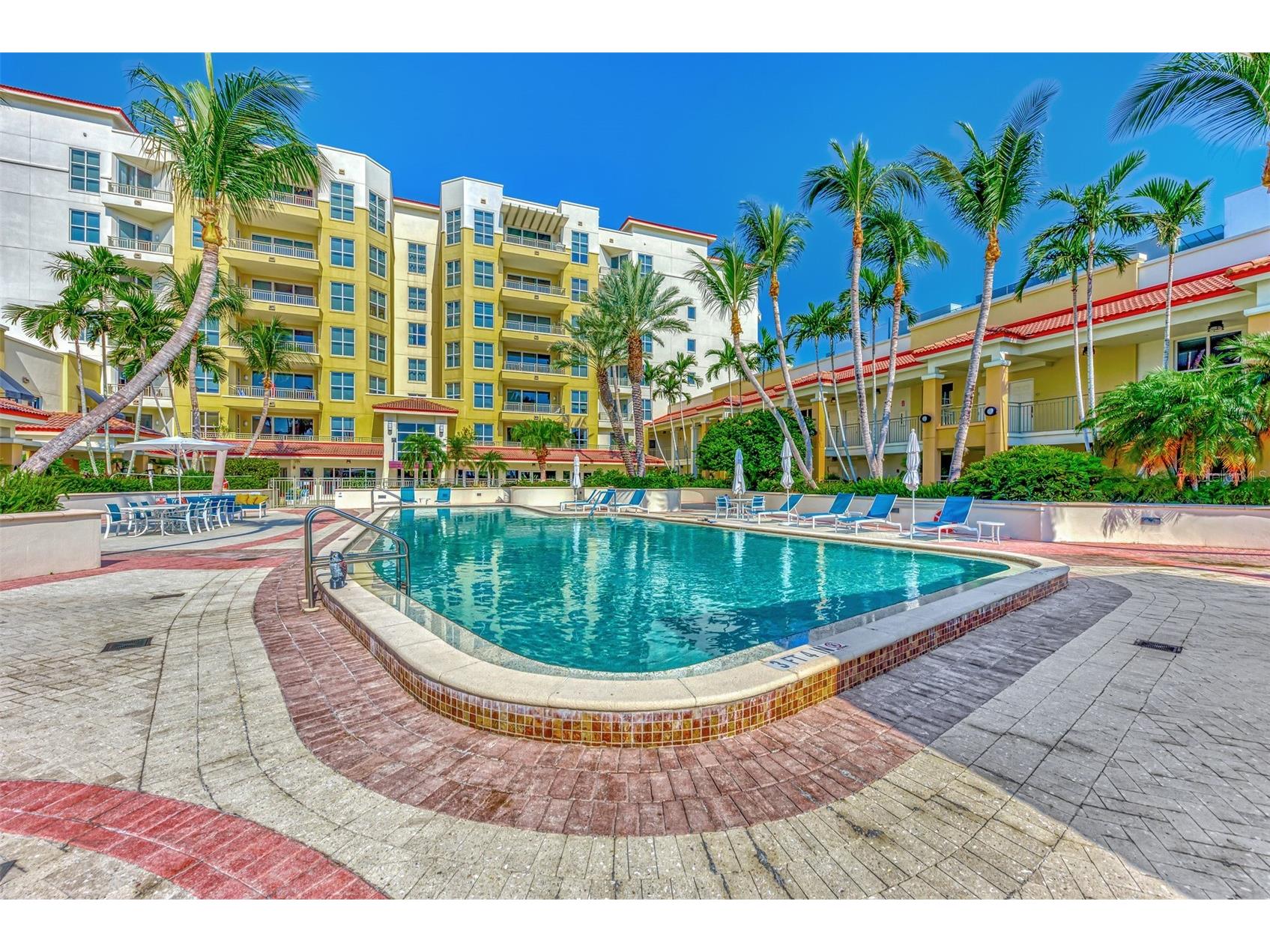 100 Central Avenue #H716 Sarasota FL 34236 A4694485 image37