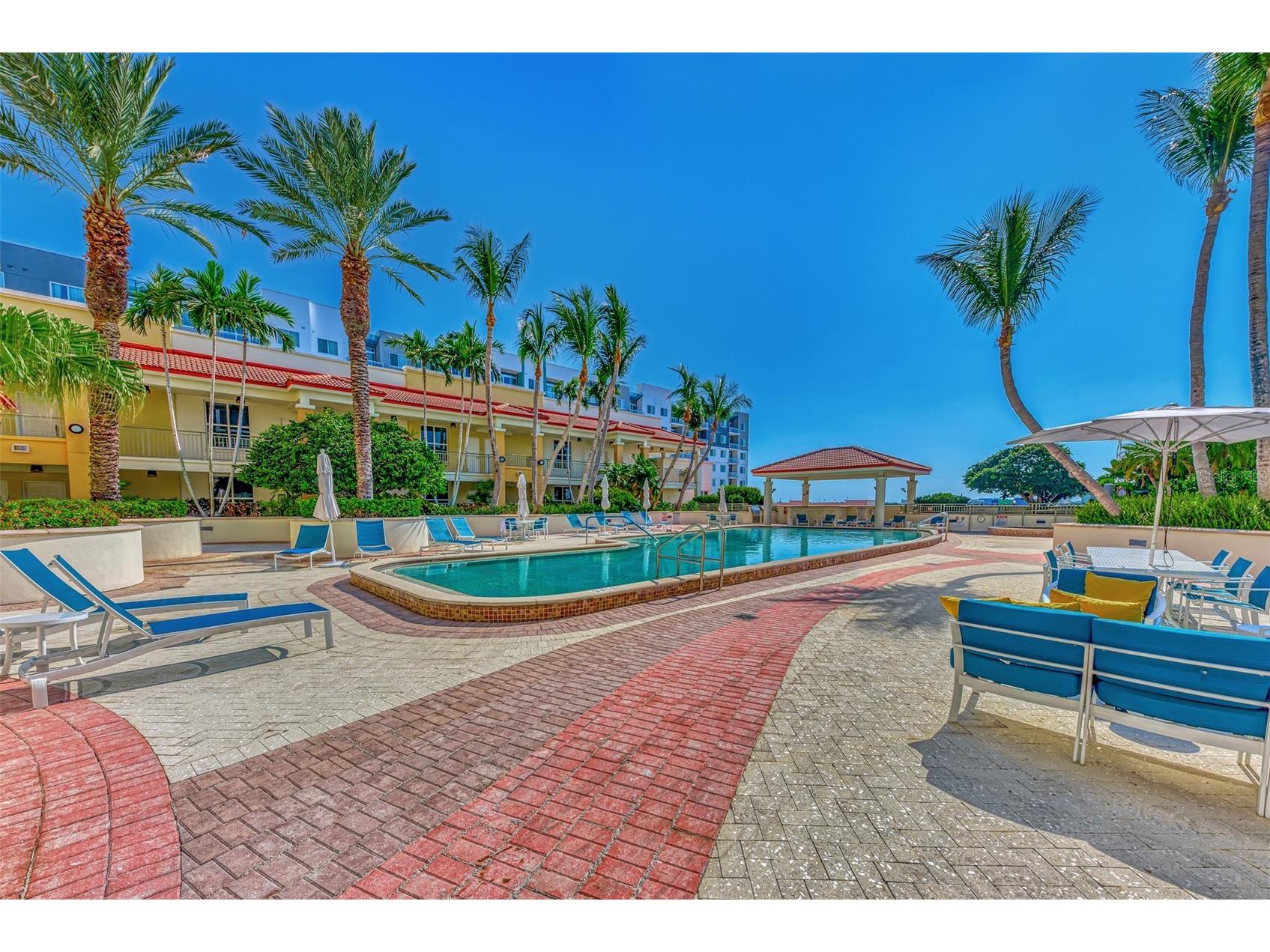 100 Central Avenue #H716 Sarasota FL 34236 A4694485 image38
