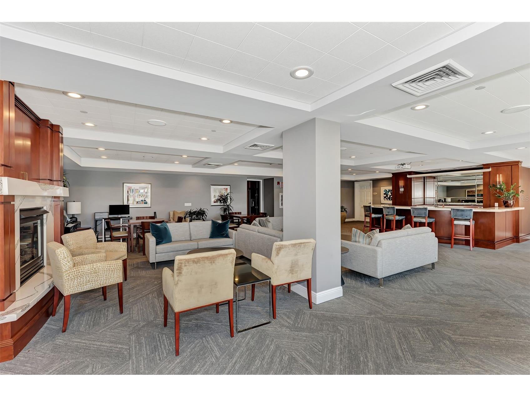 100 Central Avenue #H716 Sarasota FL 34236 A4694485 image41