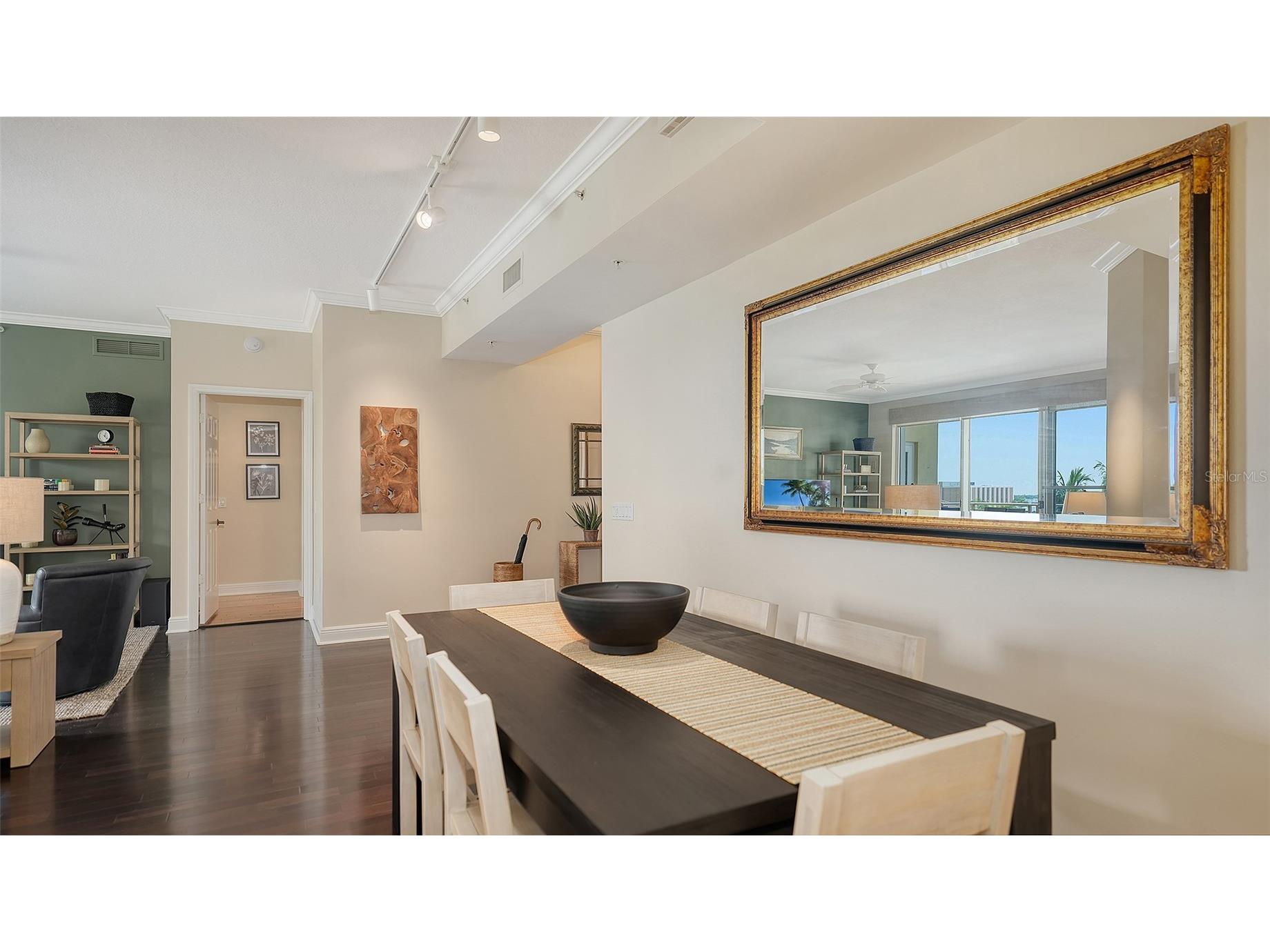 100 Central Avenue #K817 Sarasota FL 34236 A4685511 image28