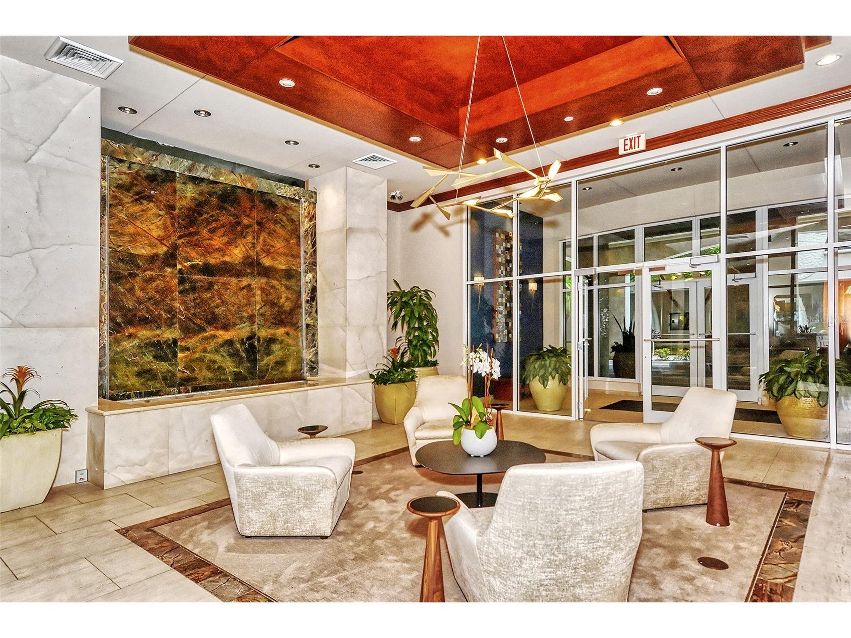 100 Central Avenue #K817 Sarasota FL 34236 A4685511 image49