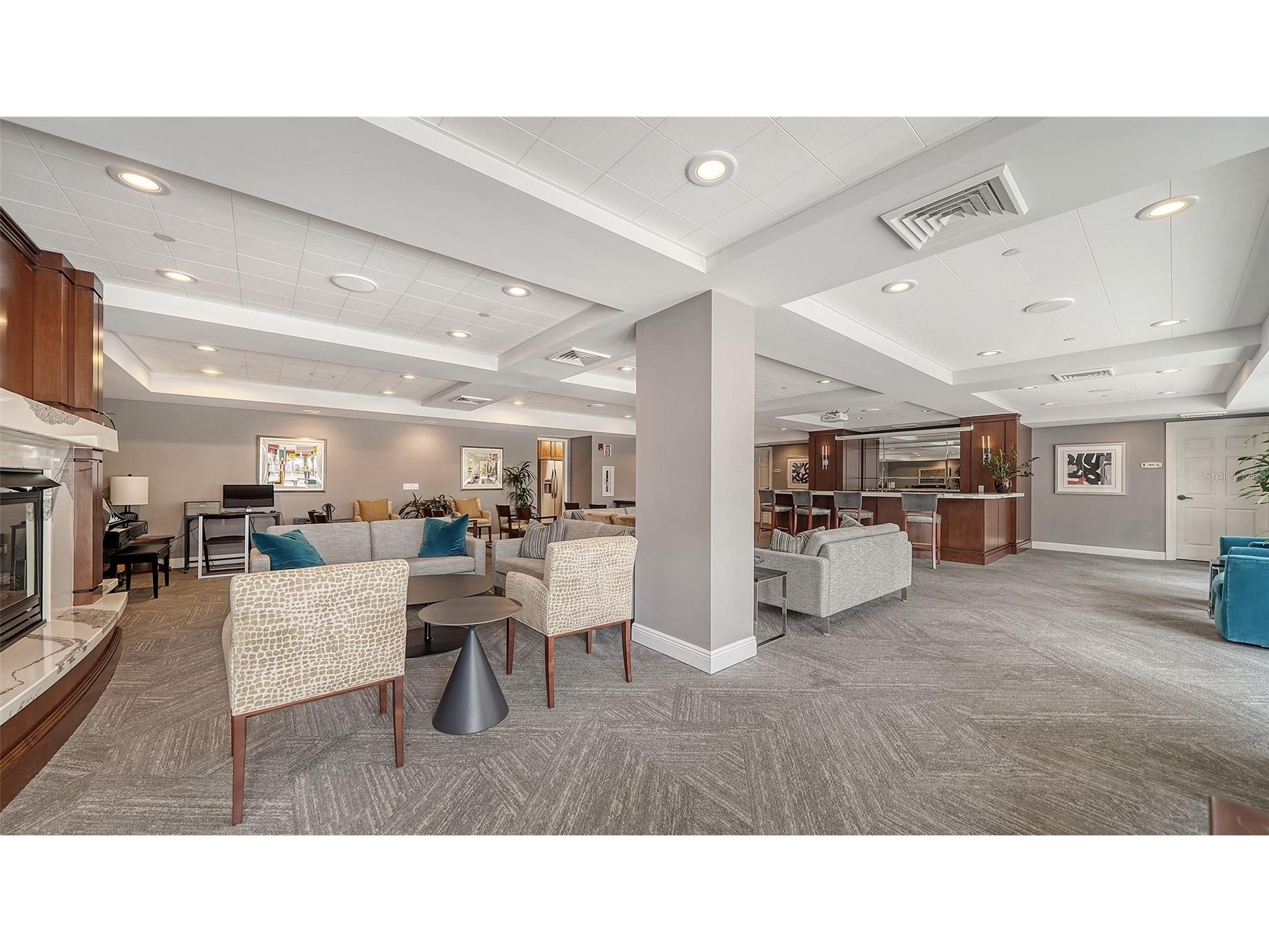100 Central Avenue #K817 Sarasota FL 34236 A4685511 image52