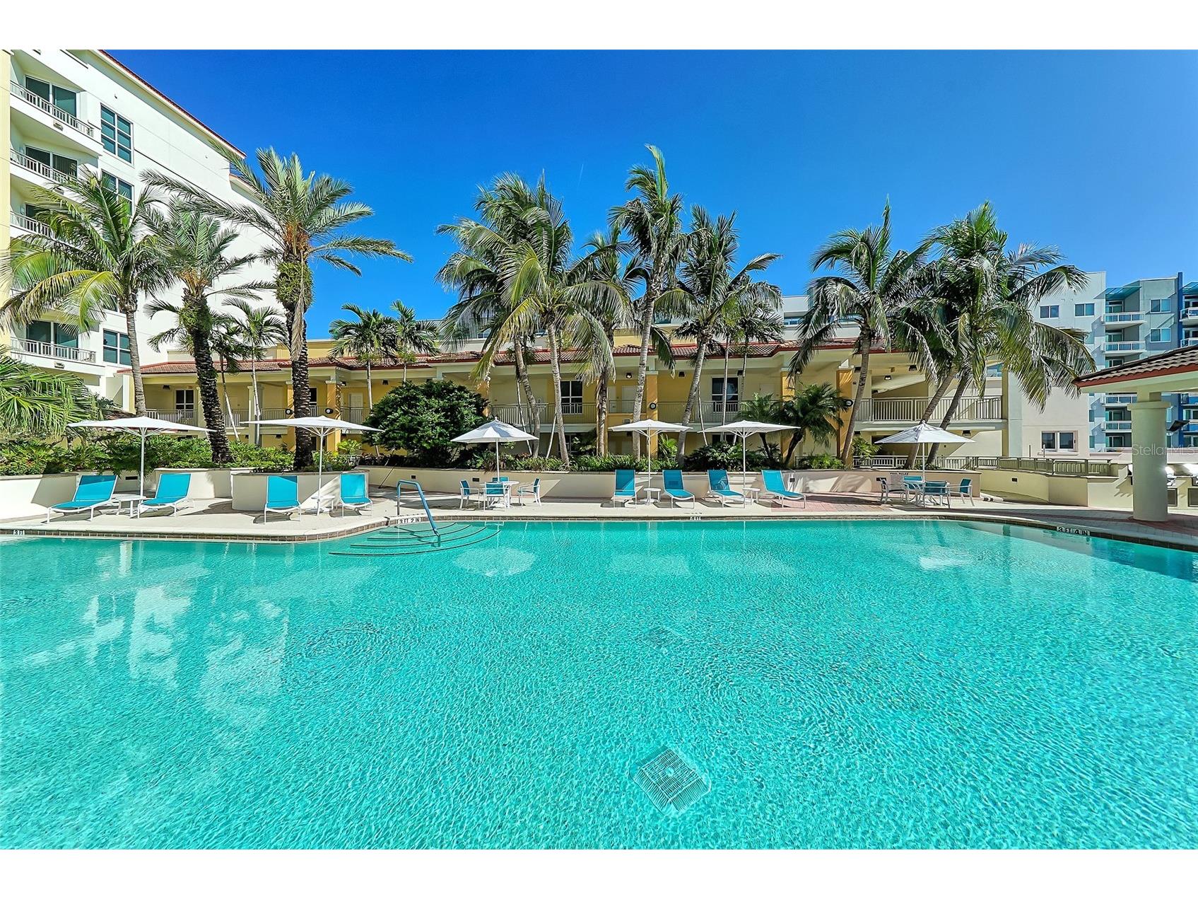 100 Central Avenue #K817 Sarasota FL 34236 A4685511 image62