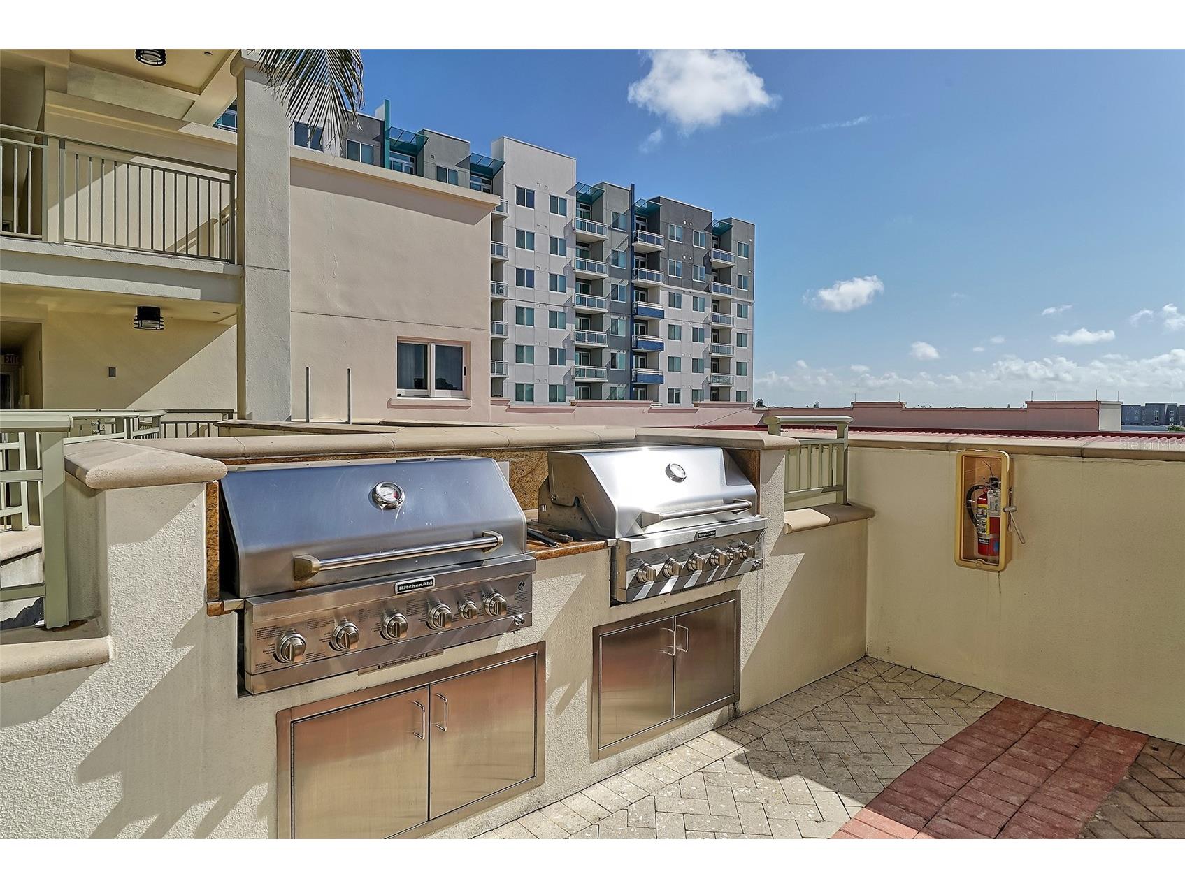 100 Central Avenue #K817 Sarasota FL 34236 A4685511 image64