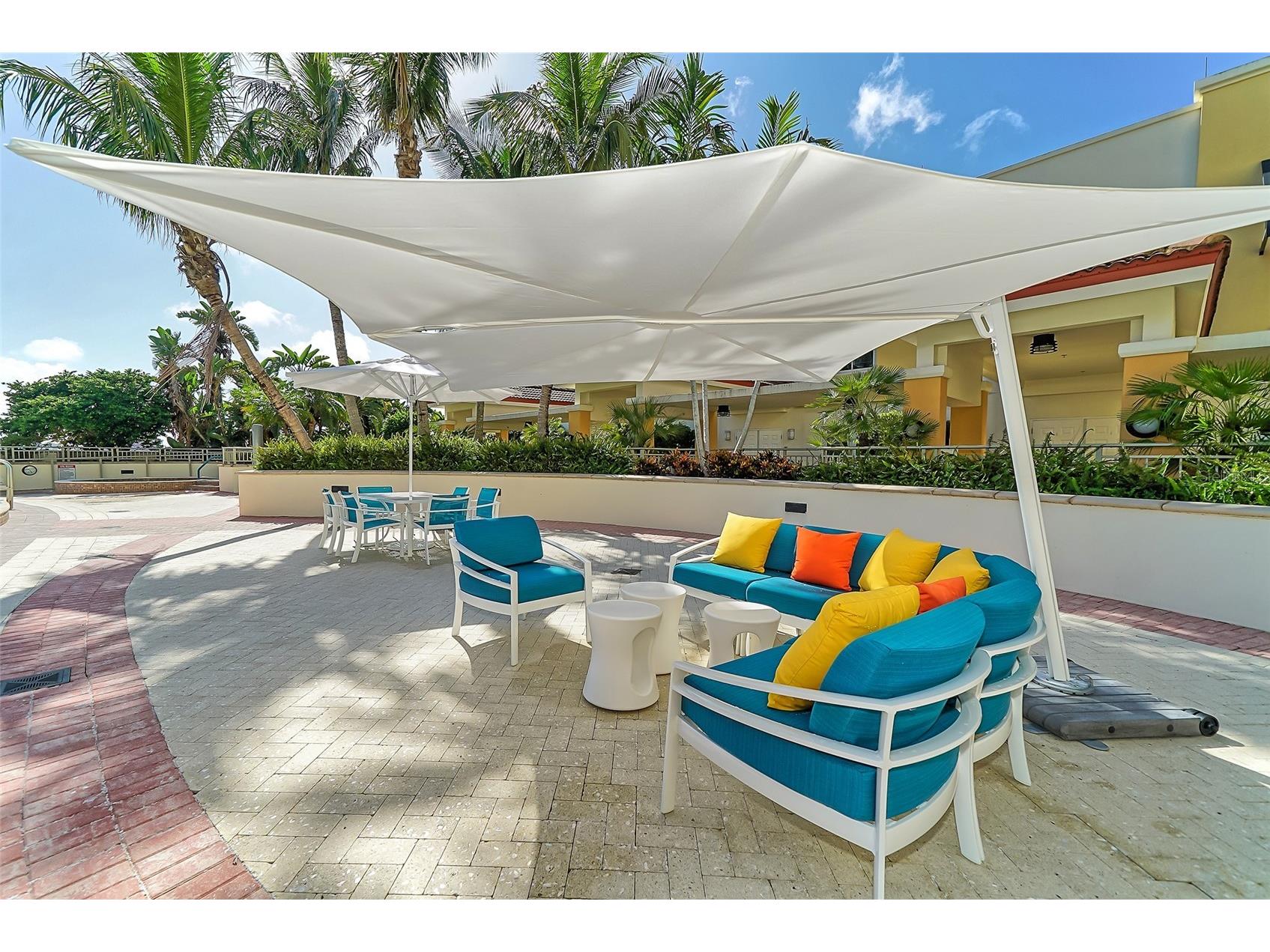 100 Central Avenue #K817 Sarasota FL 34236 A4685511 image68