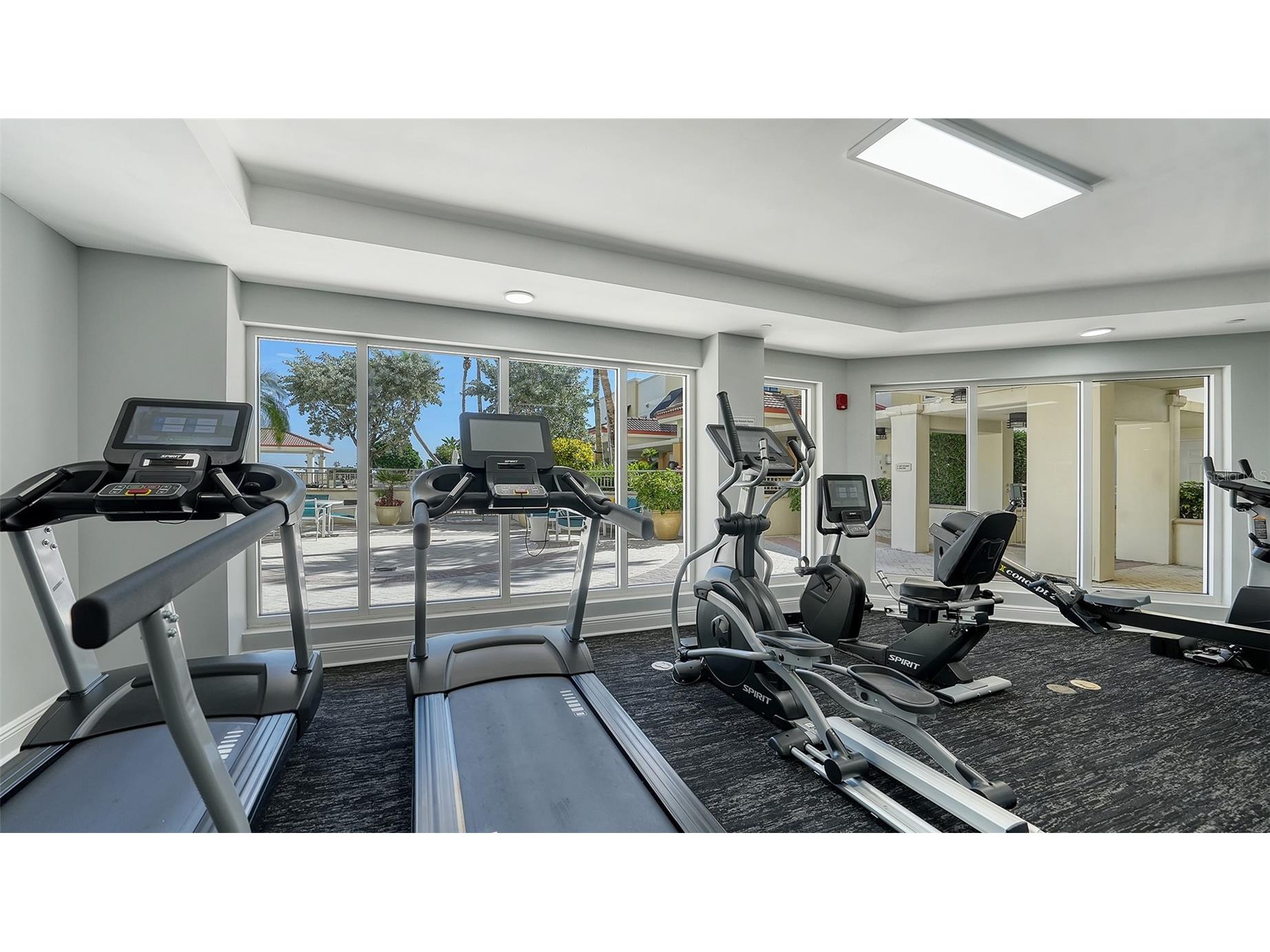 100 Central Avenue #K817 Sarasota FL 34236 A4685511 image74