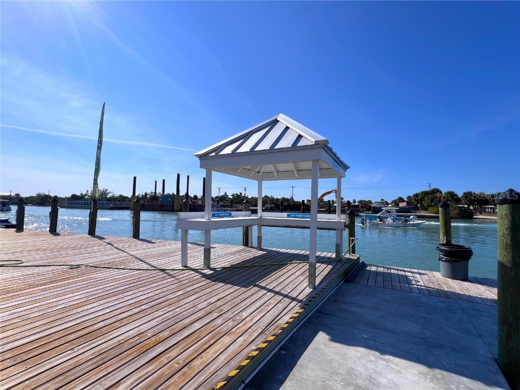 100 Circuit Road #N18 Nokomis FL 34275 D6145432 image10