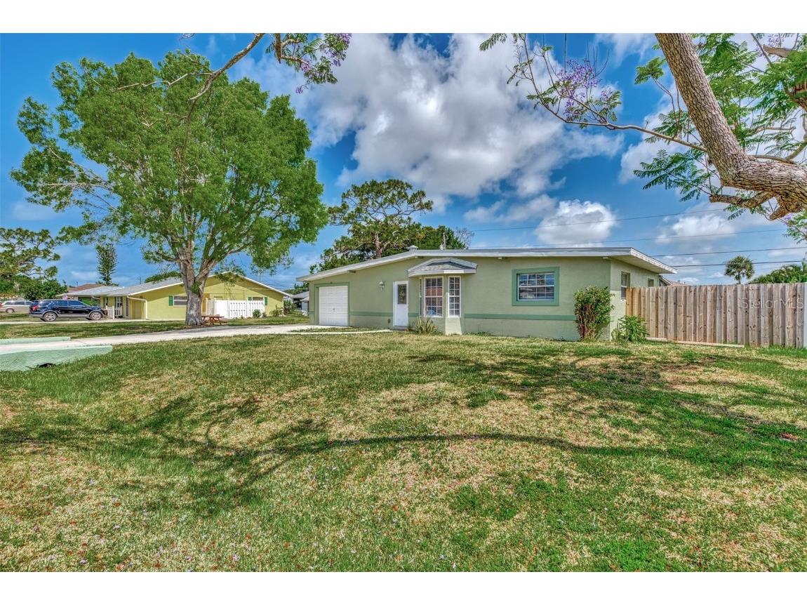 100 Coral Road Venice FL 34293 N6132920 image1