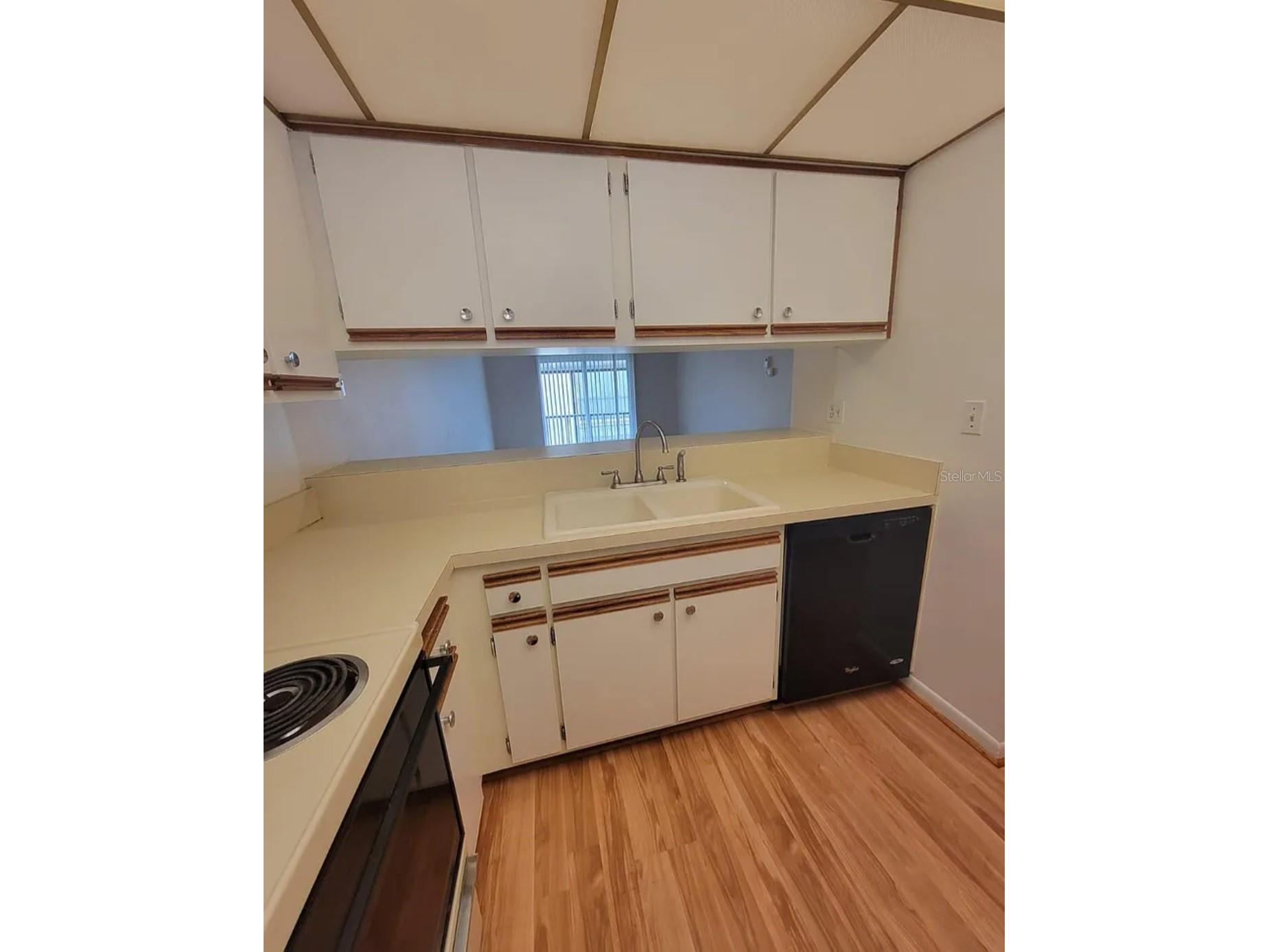 100 E Kentucky Ave #103D Deland FL 32724 V4950084 image5