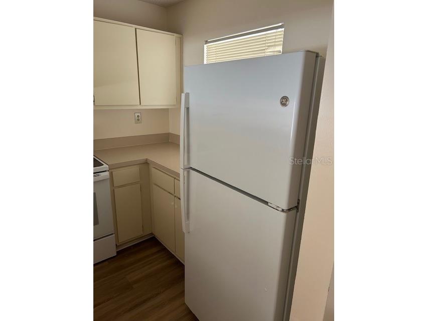 100 E Kentucky Avenue #J-101 Deland FL 32724 V4945512 image4