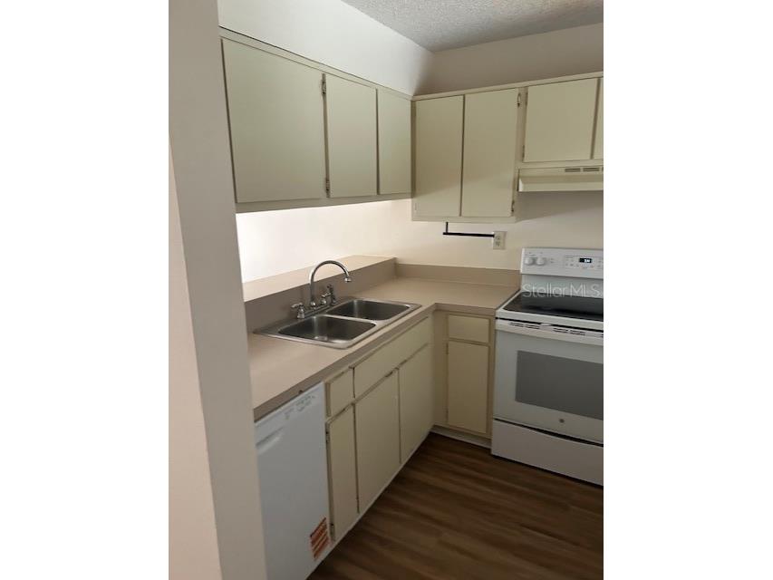 100 E Kentucky Avenue #J-101 Deland FL 32724 V4945512 image5