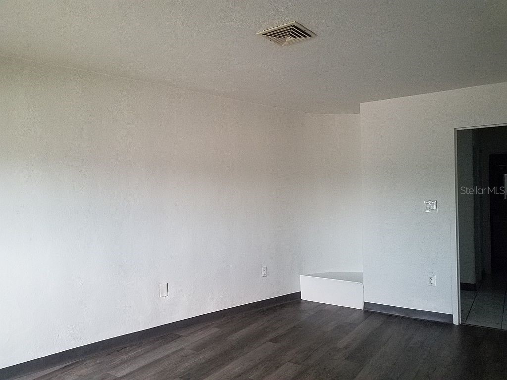 100 E Shell Point Road Ruskin FL 33570 TB8485013 image35