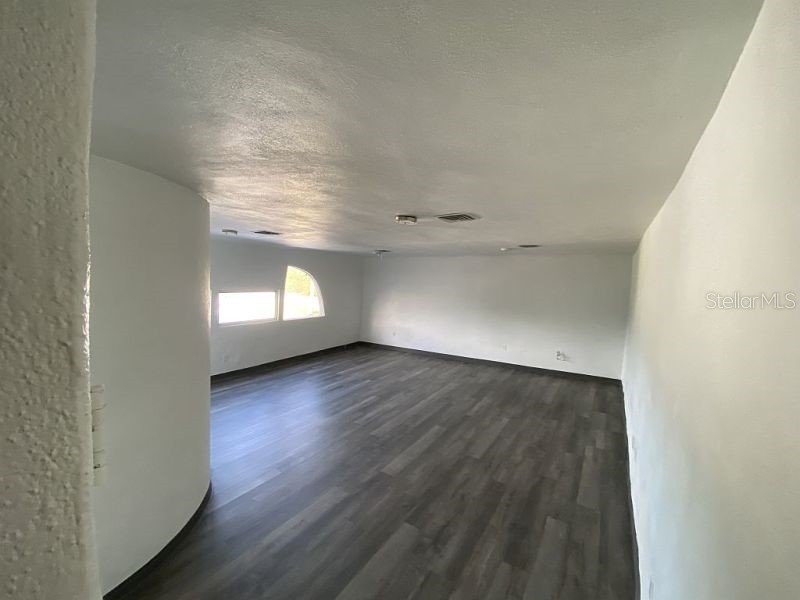 100 E Shell Point Road Ruskin FL 33570 TB8485013 image6