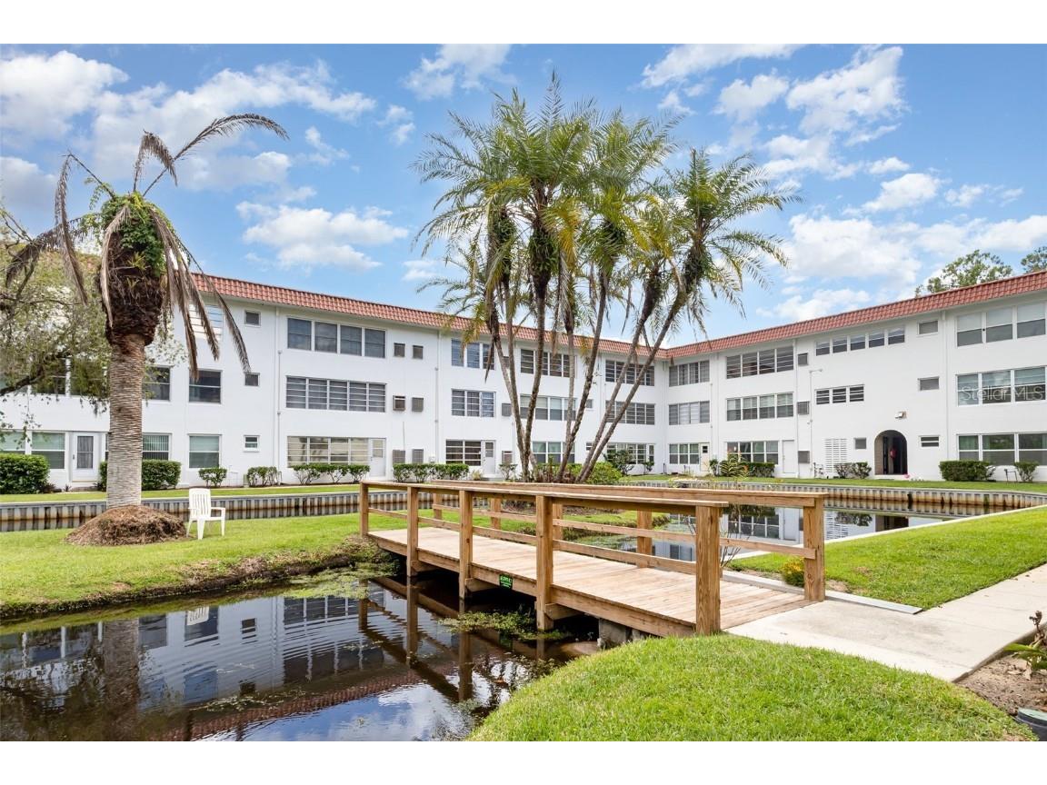 100 El Camino Drive #202 Winter Haven FL 33884 TB8418090 image1