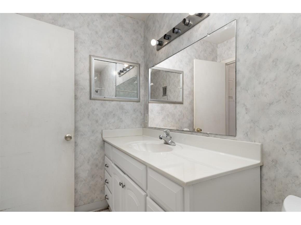 100 El Camino Drive #202 Winter Haven FL 33884 TB8418090 image18