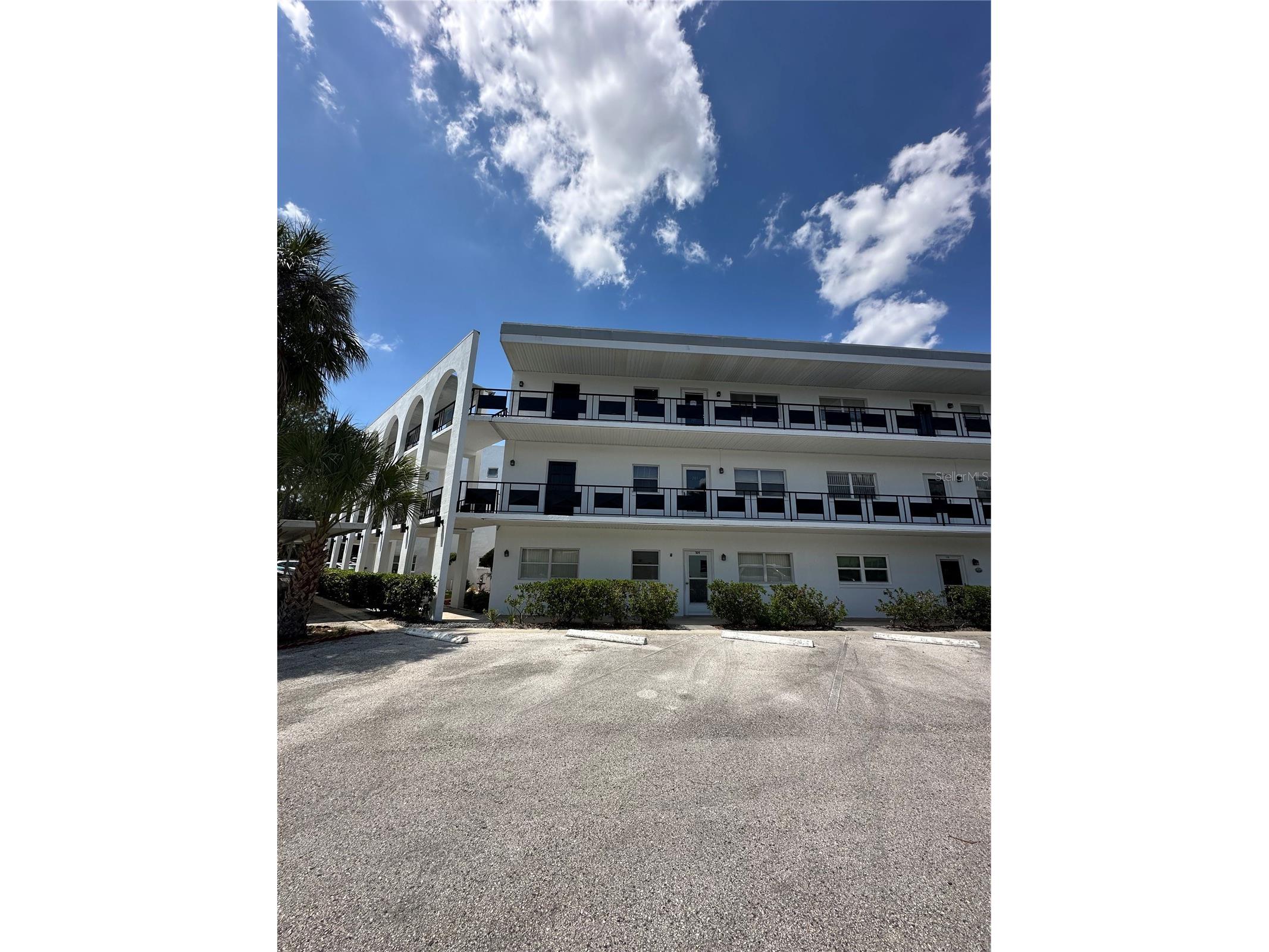 100 El Camino Drive #309 Winter Haven FL 33884 P4938609 image1